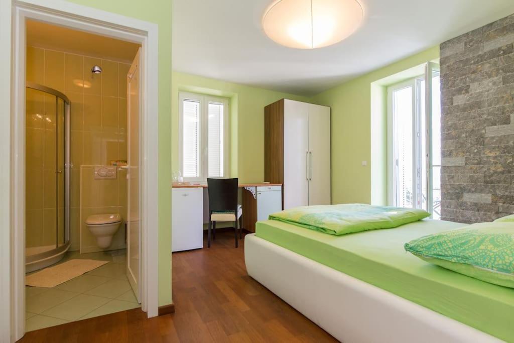 Villa Ajda - Green Room Omišalj Exteriör bild